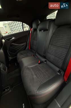 Хэтчбек Mercedes-Benz A-Class 2013 в 