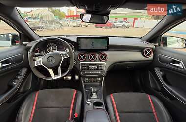 Хэтчбек Mercedes-Benz A-Class 2013 в 