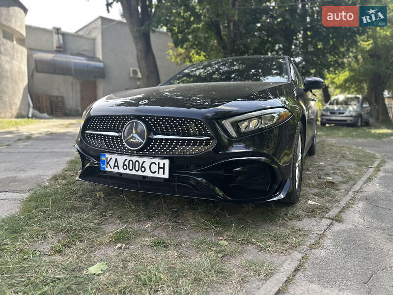 Седан Mercedes-Benz A-Class 2019 в Киеве