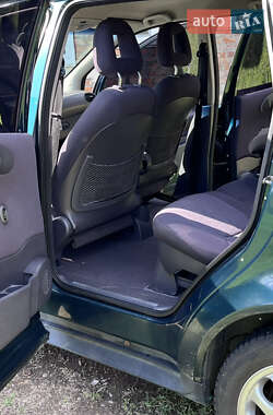 Хэтчбек Mercedes-Benz A-Class 2001 в 