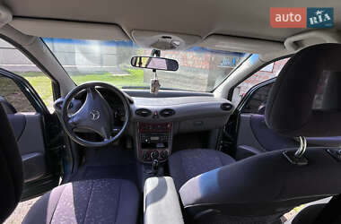 Хэтчбек Mercedes-Benz A-Class 2001 в 