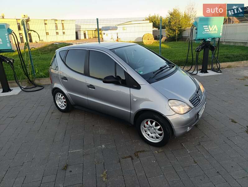 Хетчбек Mercedes-Benz A-Class 1999 в 