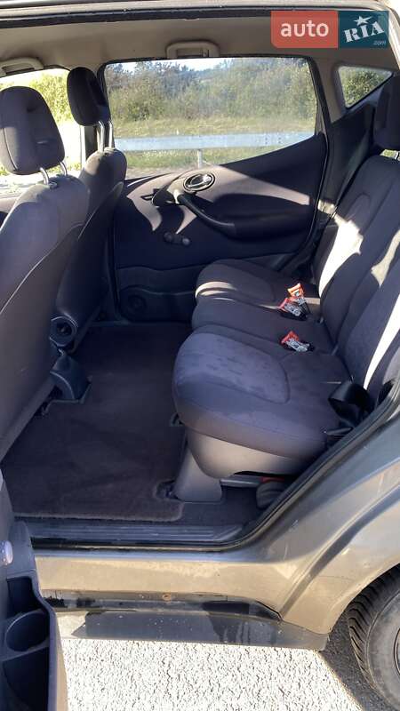 Хэтчбек Mercedes-Benz A-Class 2004 в Ковеле
