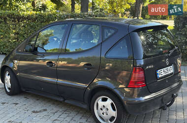 Хэтчбек Mercedes-Benz A-Class 2000 в 
