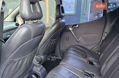 Хэтчбек Mercedes-Benz A-Class 1998 в 