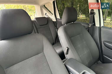 Хэтчбек Mercedes-Benz A-Class 2009 в 
