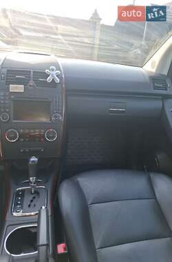 Хэтчбек Mercedes-Benz A-Class 2011 в 