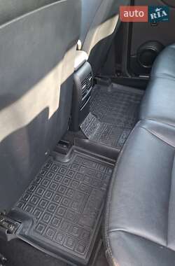 Хэтчбек Mercedes-Benz A-Class 2011 в 