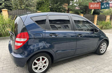 Хэтчбек Mercedes-Benz A-Class 2005 в 
