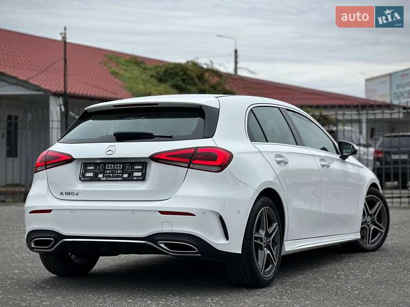 Хетчбек Mercedes-Benz A-Class 2021 в Києві