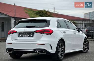 Хэтчбек Mercedes-Benz A-Class 2021 в 