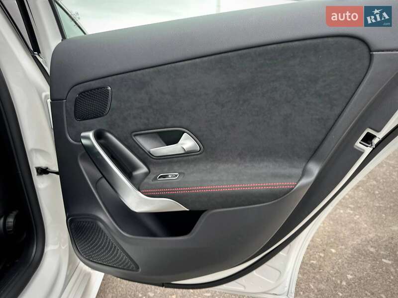 Хетчбек Mercedes-Benz A-Class 2021 в Києві