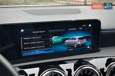 Хэтчбек Mercedes-Benz A-Class 2021 в 