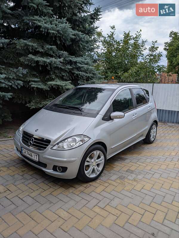Хэтчбек Mercedes-Benz A-Class 2006 в Черкассах фото Хэтчбек Mercedes-Benz A-Class 2006 в Черкассах