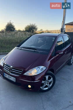Хэтчбек Mercedes-Benz A-Class 2007 в 