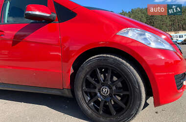 Хэтчбек Mercedes-Benz A-Class 2010 в 
