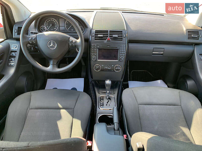 Хэтчбек Mercedes-Benz A-Class 2010 в Киеве фото 23 Хэтчбек Mercedes-Benz A-Class 2010 в Киеве