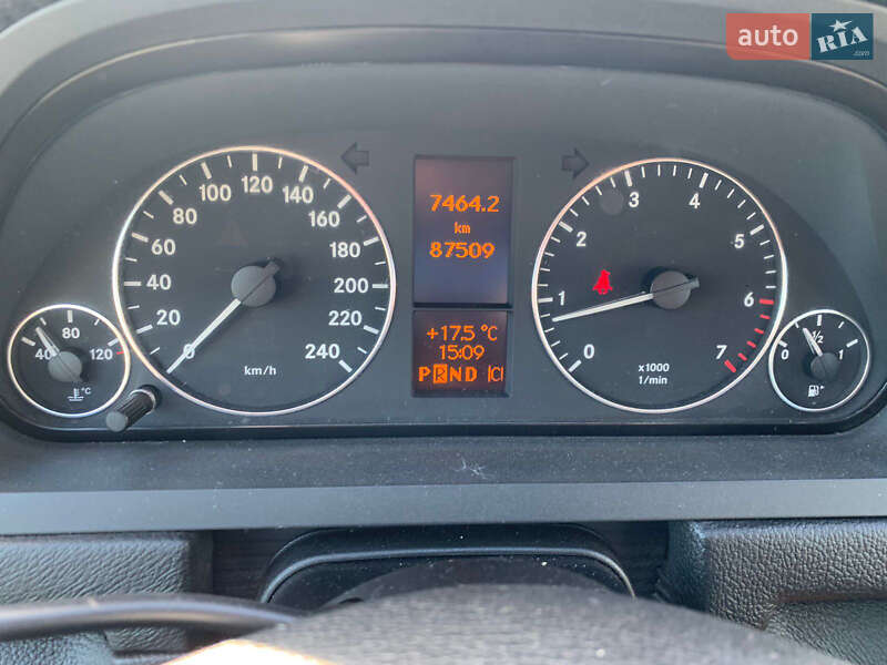 Хэтчбек Mercedes-Benz A-Class 2010 в Киеве фото 26 Хэтчбек Mercedes-Benz A-Class 2010 в Киеве