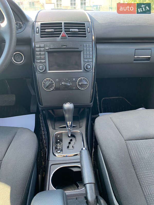 Хэтчбек Mercedes-Benz A-Class 2010 в Киеве фото 27 Хэтчбек Mercedes-Benz A-Class 2010 в Киеве