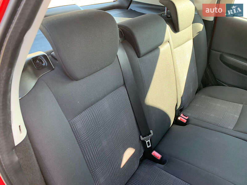 Хэтчбек Mercedes-Benz A-Class 2010 в Киеве фото 34 Хэтчбек Mercedes-Benz A-Class 2010 в Киеве