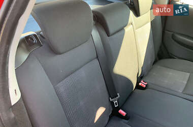 Хэтчбек Mercedes-Benz A-Class 2010 в 