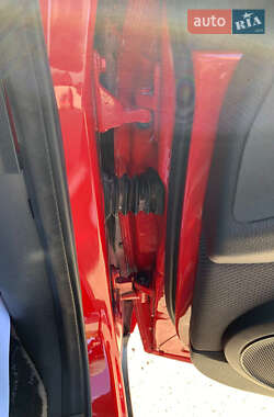 Хэтчбек Mercedes-Benz A-Class 2010 в 