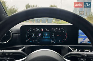 Хэтчбек Mercedes-Benz A-Class 2021 в 