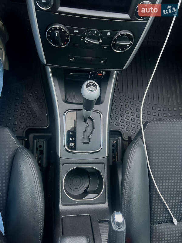 Купе Mercedes-Benz A-Class 2008 в Ивано-Франковске фото 10 Купе Mercedes-Benz A-Class 2008 в Ивано-Франковске