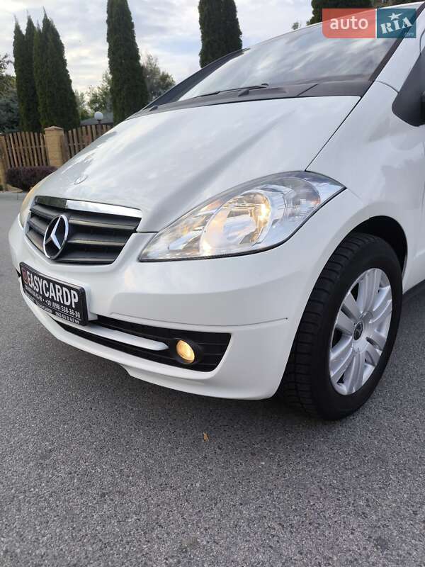 Хэтчбек Mercedes-Benz A-Class 2009 в Днепре