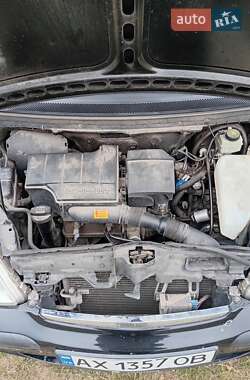 Хэтчбек Mercedes-Benz A-Class 2003 в 