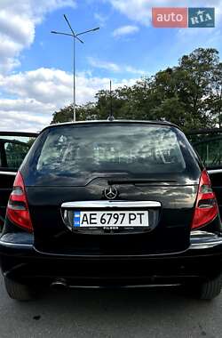 Хэтчбек Mercedes-Benz A-Class 2006 в 
