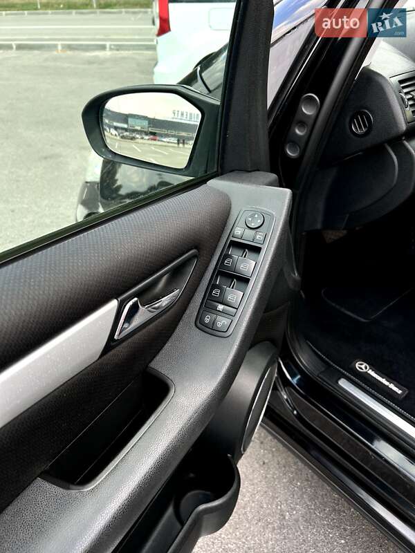 Хэтчбек Mercedes-Benz A-Class 2006 в Подгородном