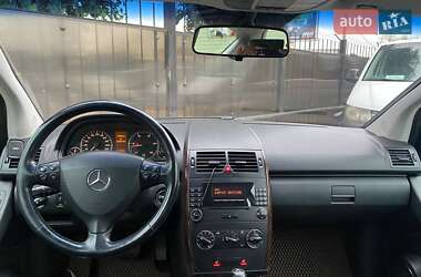 Хэтчбек Mercedes-Benz A-Class 2005 в 