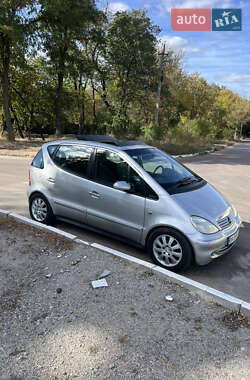 Хэтчбек Mercedes-Benz A-Class 2001 в 