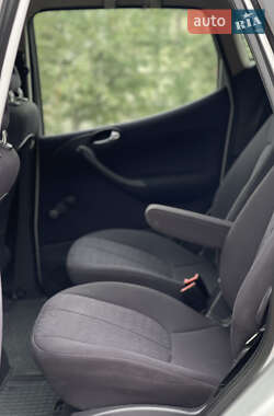 Хэтчбек Mercedes-Benz A-Class 2001 в 