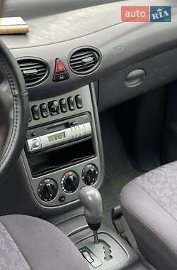 Хэтчбек Mercedes-Benz A-Class 2001 в 