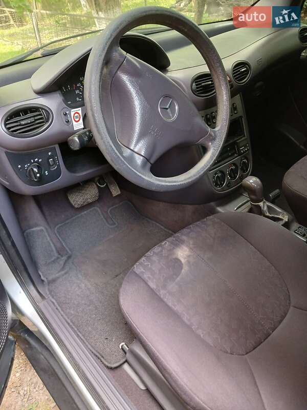 Хэтчбек Mercedes-Benz A-Class 2003 в Монастыриске