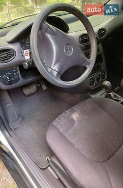 Хэтчбек Mercedes-Benz A-Class 2003 в 