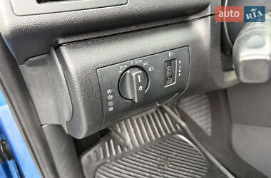 Хэтчбек Mercedes-Benz A-Class 2008 в 