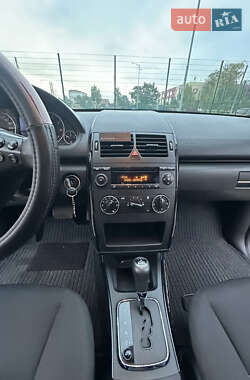 Хэтчбек Mercedes-Benz A-Class 2007 в 