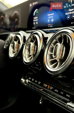 Седан Mercedes-Benz A-Class 2021 в 