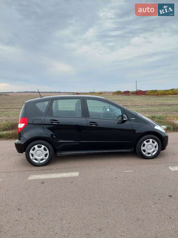 Хэтчбек Mercedes-Benz A-Class 2010 в Ахтырке фото 9 Хэтчбек Mercedes-Benz A-Class 2010 в Ахтырке