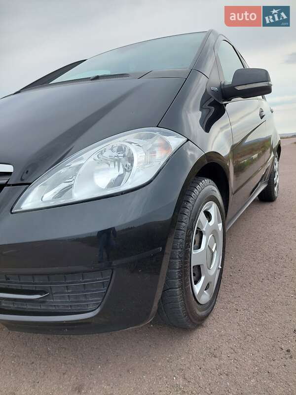 Хэтчбек Mercedes-Benz A-Class 2010 в Ахтырке фото 13 Хэтчбек Mercedes-Benz A-Class 2010 в Ахтырке