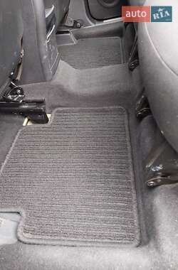 Хетчбек Mercedes-Benz A-Class 2010 в 