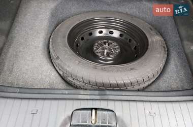 Хетчбек Mercedes-Benz A-Class 2010 в 
