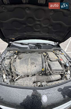 Хэтчбек Mercedes-Benz A-Class 2013 в 
