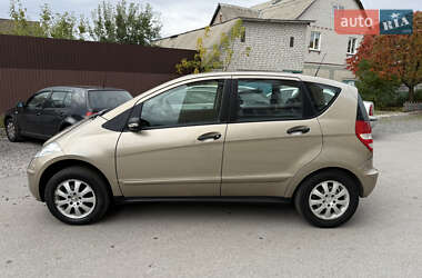 Хэтчбек Mercedes-Benz A-Class 2005 в  фото 10 Хэтчбек Mercedes-Benz A-Class 2005 в