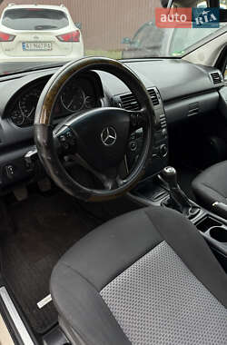 Хэтчбек Mercedes-Benz A-Class 2005 в  фото 16 Хэтчбек Mercedes-Benz A-Class 2005 в