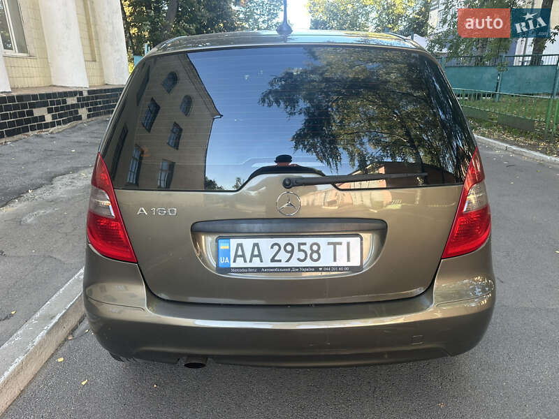 Хэтчбек Mercedes-Benz A-Class 2010 в Прилуках фото 8 Хэтчбек Mercedes-Benz A-Class 2010 в Прилуках
