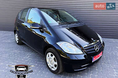 Хэтчбек Mercedes-Benz A-Class 2009 в 